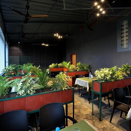 Park Residency Koothattukulam Kuttāttukulam 外观 照片