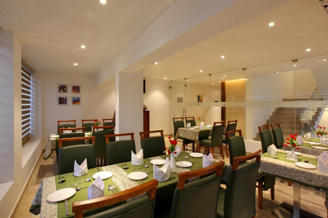 Park Residency Koothattukulam Kuttāttukulam 外观 照片